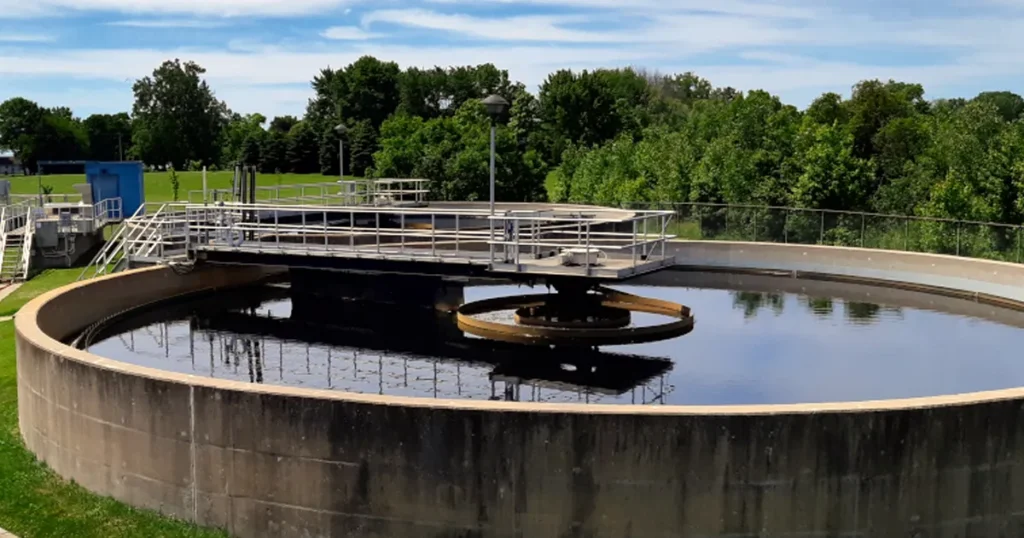 Feature image of a wastewater clarifier